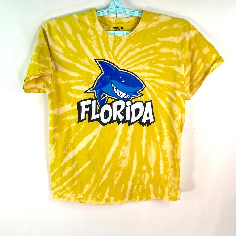 Florida New Reverse Tie Dye On Graphic Shark Print Yellow T-Shirt Size L